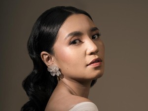 Andira Kembali Lagi dengan Jatuh yang Sejatuhnya