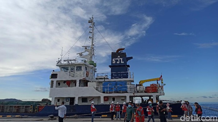 Presiden Jokowi telah meresmikan Terminal Multipurpose Wae Kelambu Pelabuhan Labuan Bajo di Kabupaten Manggarai Barat, NTT. Begini penampakannya terkini.