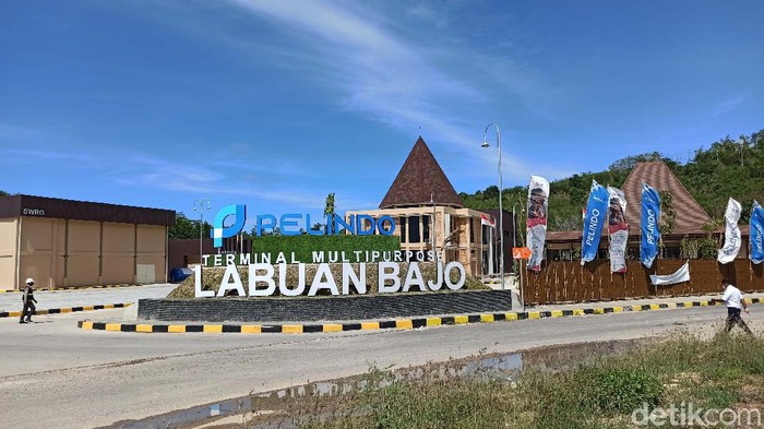 Presiden Jokowi telah meresmikan Terminal Multipurpose Wae Kelambu Pelabuhan Labuan Bajo di Kabupaten Manggarai Barat, NTT. Begini penampakannya terkini.