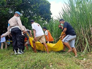 Mayat Pria Misterius Ditemukan Mengambang di Bengawan Solo