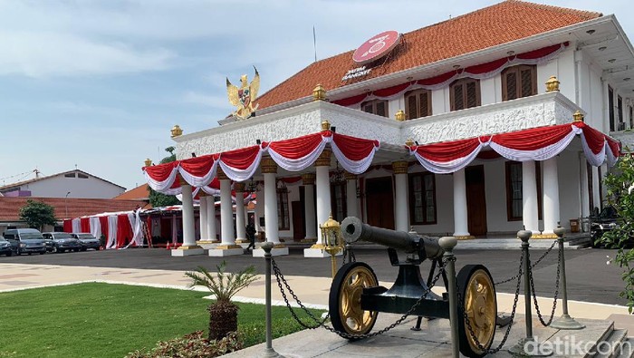 gedung grahadi