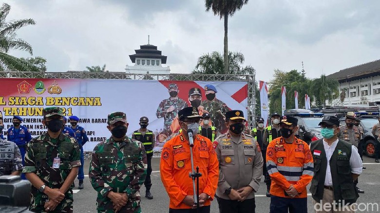 Gubernur Jabar Ridwan Kamil Gubernur Jabar Ridwan Kamil