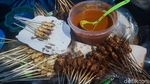 Nikmatnya Sate Pasar Seni di Lombok Berkuah Pedas Nyengat