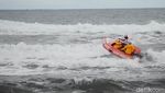 Potret Geliat Surfing di Pangandaran, Trik Gaet Wisman