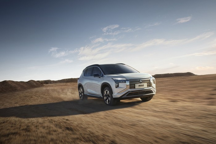 SUV Listrik Mitsubishi Airtrek