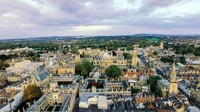 Universitas Oxford, yang terletak di Wellington Square, Oxford, juga muncul dalam film Eternals. (Getty Images/iStockphoto/PhotoLondonUK)