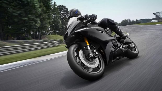 Yamaha R6 RACE 2022
