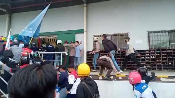 Buruh Ricuh di Majalengka