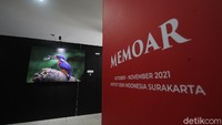 Karya-karya yang dipamerkan sanggup membuat pengunjung terpana.