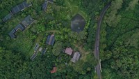 Berangkat dari keprihatinan tersebut, PT Pertamina Geothermal Energy bekerja sama dengan BKSDA Jawa Barat dan Forum Raptor Indonesia menginisiasi berdirinya Pusat Konservasi Elang Kamojang (PKEK). Pusat konservasi yang berada di kawasan Kamojang, Kecamatan Samarang, Kabupaten Garut, Jawa Barat itu menjadi salah satu tempat migrasi elang.  