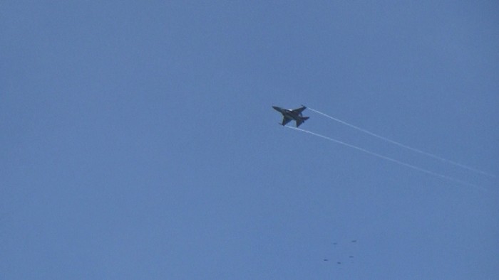 Kerennya Latihan Angkasa Yudha TNI AU di Lumajang TNI AU menggelar Latihan Angkasa Yudha di Air Weapon Range (AWR) desa Pandan Wangi kecamatan Tempeh Lumajang.