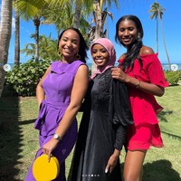 Khadija Omar berharap bisa membuat sejarah di ajang Miss World 2021 di Puerto Rico. Grand final Miss World 2021 akan digelar pada 16 Desember 2021. Foto: Instagram