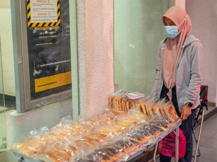 Kisah penjual roti Nabung Buat Nikah, Wanita Ini Berjualan Roti Selama 16 Jam