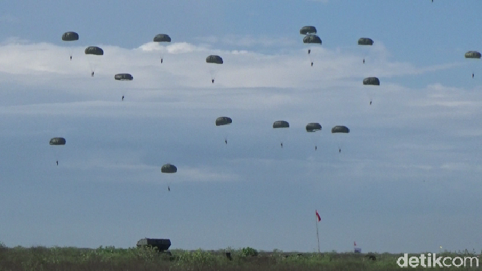 latihan tni au di lumajang
