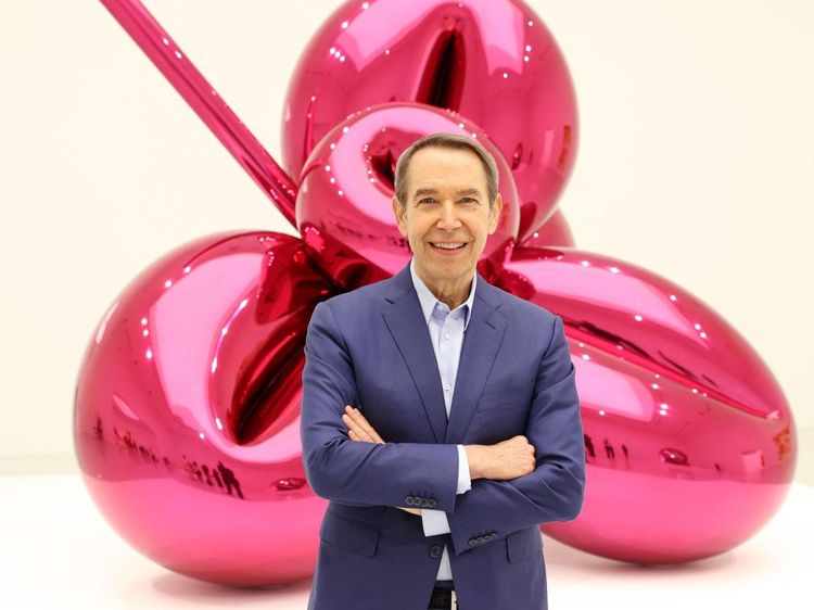 Deretan Patung Jeff Koons Laku Triliunan Rupiah