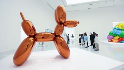 Deretan Patung Jeff Koons Laku Triliunan Rupiah