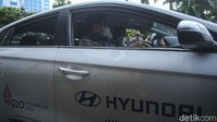 Airlangga menyebut mobil listrik Hyundai akan digunakan dalam rangkaian pertemuan Sherpa Track pada pekan pertama yakni 6-8 Desember 2021.   