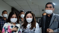 Sebelumnya, pihak keluarga Anggiat Pasaribu, Clanse Pakpahan, juga sudah berkomentar terkait persoalan ini. Dia mengatakan pihaknya segera mencabut laporan di Polresta Bandara Soekarno-Hatta terhadap Arteria Dahlan.  