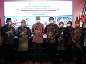 Pelayanan Investasi di Jateng Dinobatkan Jadi yang Terbaik di 2021