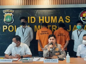 Kurir yang Gelapkan MacBook Beli Akun Ojol Rp 1 Juta di Grup Komunitas