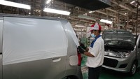 Dengan adanya kendaraan elektrifikasi, produksi salah satu kendaraan konvensional legendaris Suzuki, yaitu Karimun Wagon R dihentikan. Foto: Dok. Suzuki