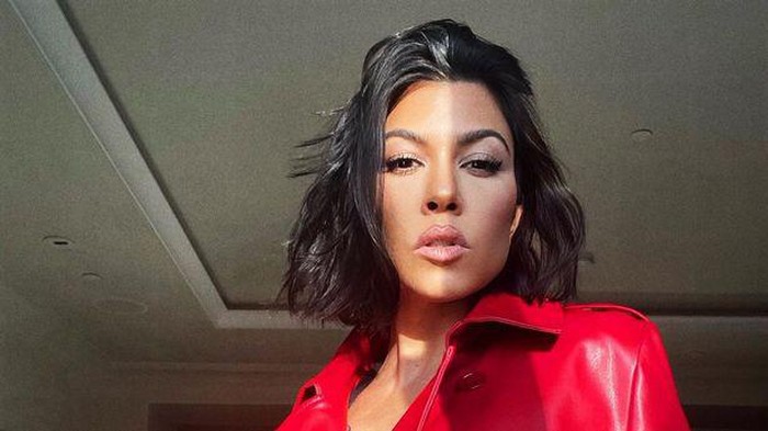 Jual Permen Karet untuk Miss V, Kourtney Kardashian Panen Hujatan