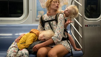 Pemenang kategori Single Image Winner diraih Maude Bardet. Foto: Street Photography Awards 