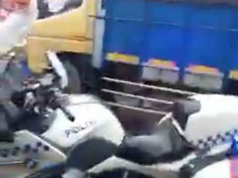 Viral rombongan moge ribut dengan sopir truk di jalur Pantura, Batang, Jawa Tengah, Selasa (23/11/2021).