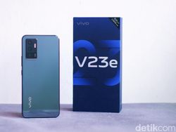 Unboxing Vivo V23e, Punya Kamera Depan 50 MP
