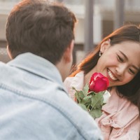 Ramalan Zodiak Cinta 14 Mei: Virgo Lagi Bergairah, Libra Lebih Perhatian
