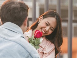 40 Kata-kata Menyemangati Pacar Lewat Chat, Inspiratif sampai Romantis