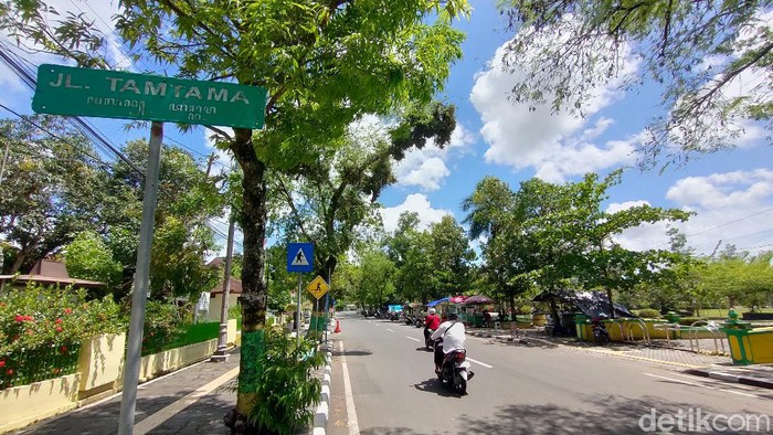Alun-alun Wates Kulon Progo