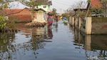 Potret Aktivitas Warga di Pekalongan Saat Banjir Mulai Surut