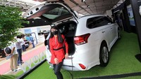 PT MMKSI menghadirikan dua unit display yakni Mitsubishi Outlander PHEV dan Minicab MiEV.