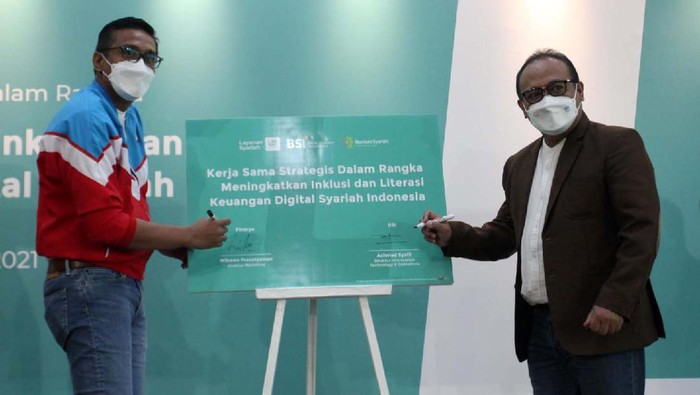 PT Bank Syariah Indonesia menjalin kerja sama dengan Layanan Syariah LinkAja. Sinergi ini untuk mendorong transformasi transaksi digital syariah.