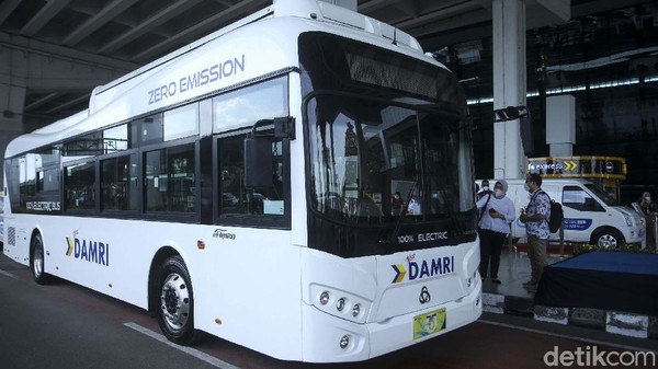 Cakep! Bus Listrik Digunakan di Bandara Soekarno-Hatta
