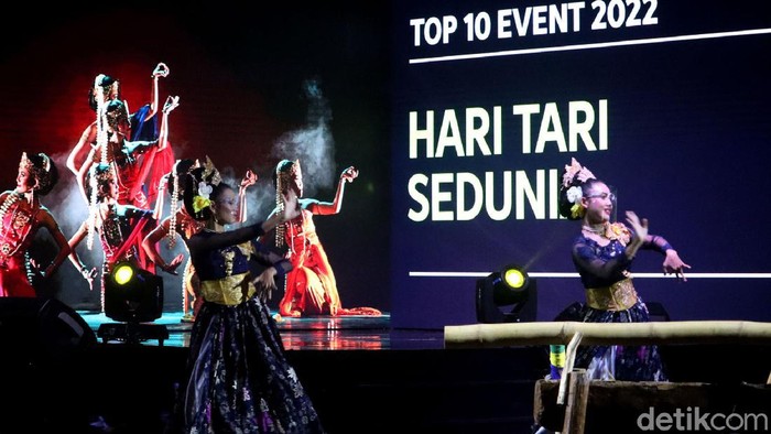 Catat Gaes, Deretan Event Ini Bakal Digelar di Bandung Tahun Depan Puluhan event bakal digelar di Kota Bandung pada tahun 2022 mendatang. Dari 78 event, akan ada 10 event istimewa yang digelar di Kota Kembang. Apa saja?