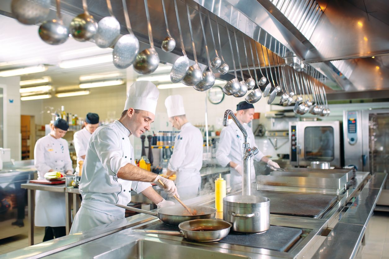 'Cloud Kitchen' Juga Perlu Kantongi Sertifikat Halal
