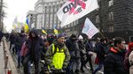 Corona Ngegas di Eropa, Warga Ukraina Demo Tolak Vaksin-Pembatasan
