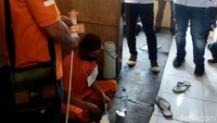 Dalam rekonstruksi ini juga dihadiri jaksa penuntut umum dari Kejaksaan Negeri Kabupaten Magelang dan penasihat hukum tersangka.