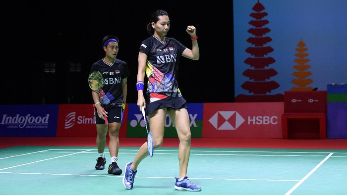 Hafiz/Gloria lolos ke perempatfinal Indonesia Open 2021