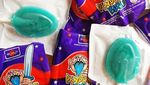 10 Jajanan Tahun 90-an Ini Bikin Nostalgia, Ada Cokelat Payung dan Permen Kaki