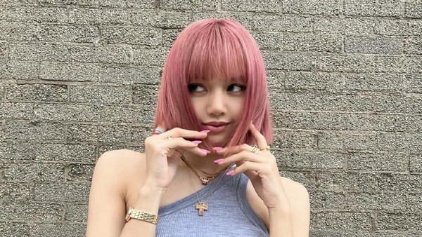 10 Idol KPop dengan Body Goals, Lisa BLACKPINK Ramping Tanpa Diet