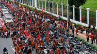 Pernyataan itu kemudian diprotes oleh PP. Hingga Junimart meminta maaf dan permintaan maaf itu diucapkan kepada awak media.