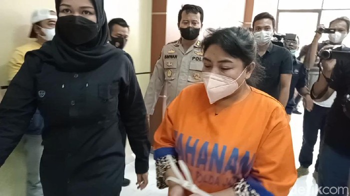 muncikari di lumajang ditangkap