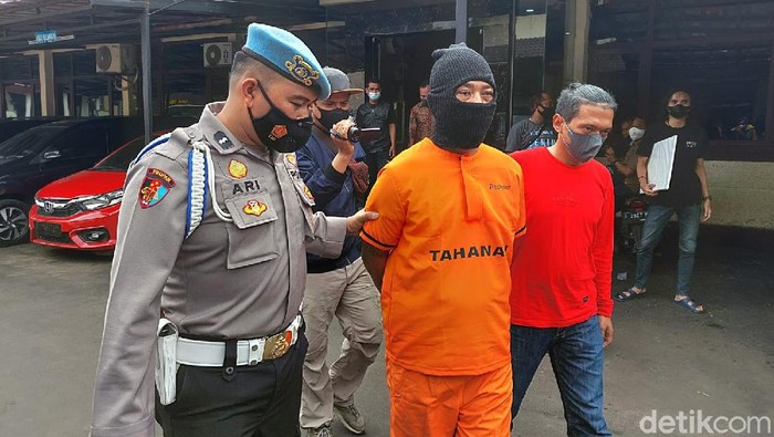 Pedagang Bacok Mati Sopir Angkot Padalarang