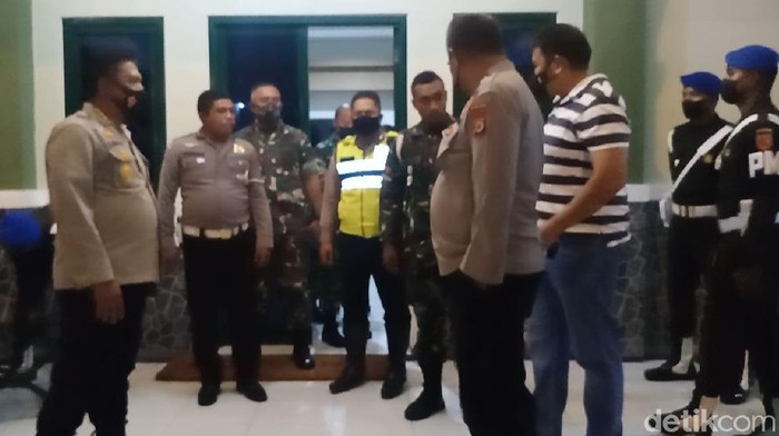 TNI dan Polantas yang baku hantam di Ambon sepakat damai.