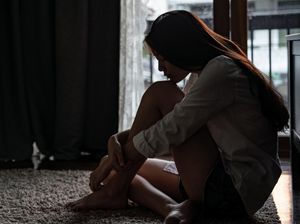 Terungkap Lewat Penelitian! Sering Kesepian Bikin Otak Menyusut
