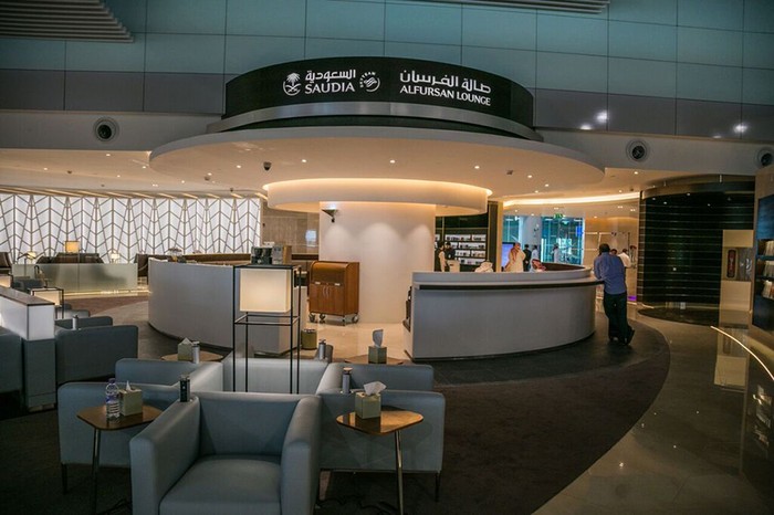 Alfursan Lounge, Ruang Tunggu Milik Saudia Alfursan Lounge, Ruang Tunggu Milik Saudia