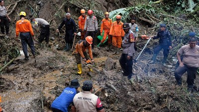 Pencarian Korban Longsor di Gianyar Bali Terus Dilakukan